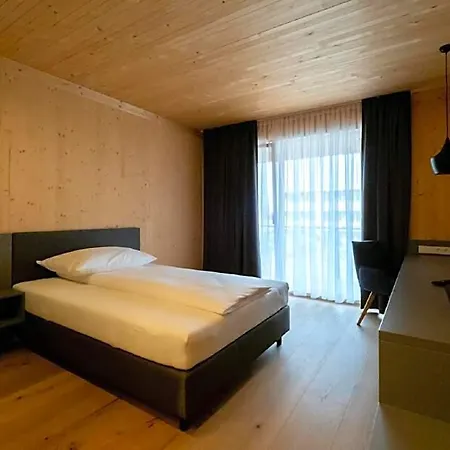 Gaestehaus & Hofkueche Oellerer